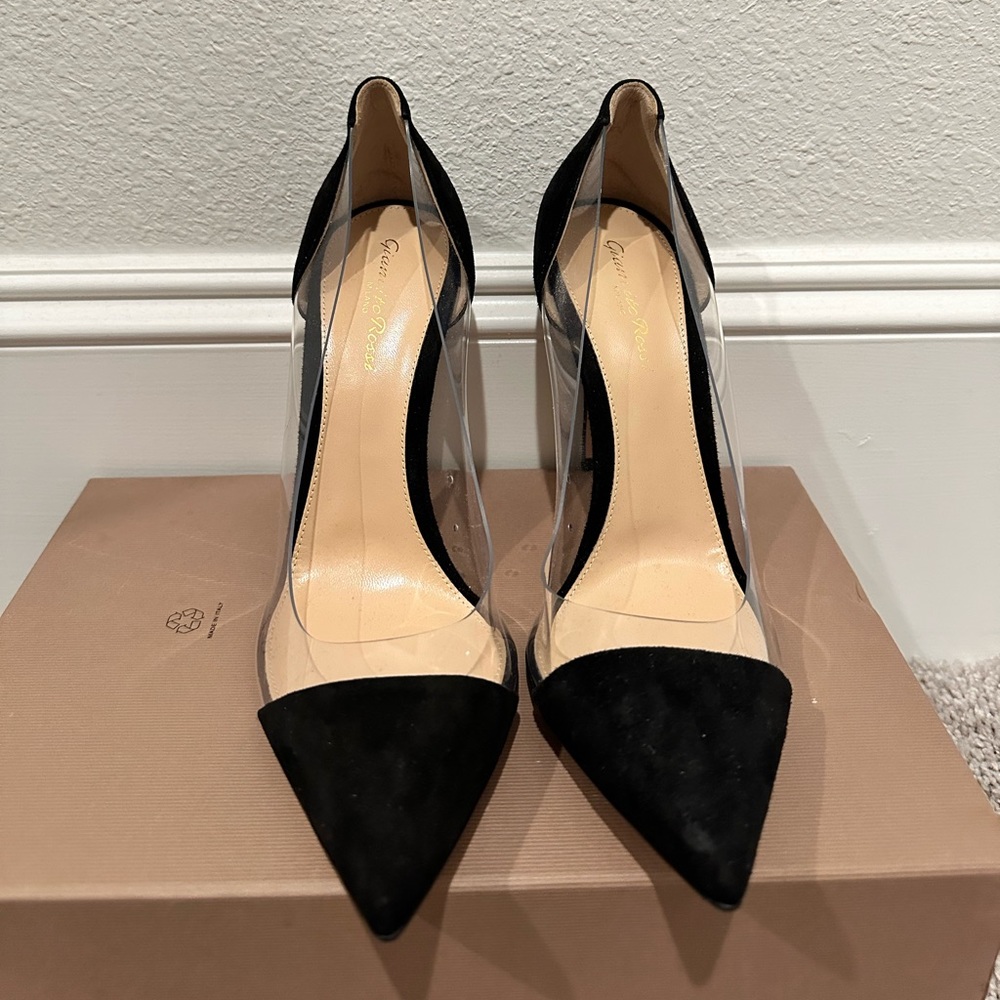 Gianvitto Rossi: - Plexi Heels -
